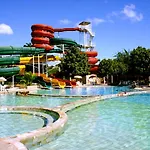 Diroma Resort Com Um Dia No Acqua Park