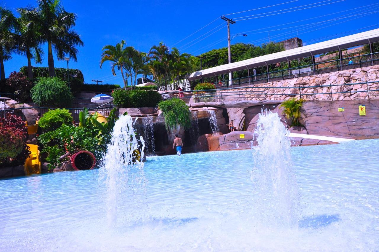 Apartment Diroma Com Um Dia No Acqua Park Caldas Novas