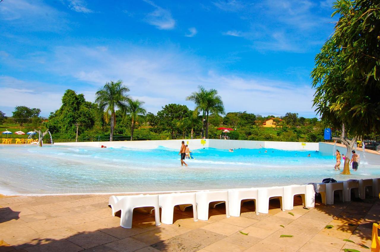 Diroma Com Um Dia No Acqua Park Apartment Caldas Novas